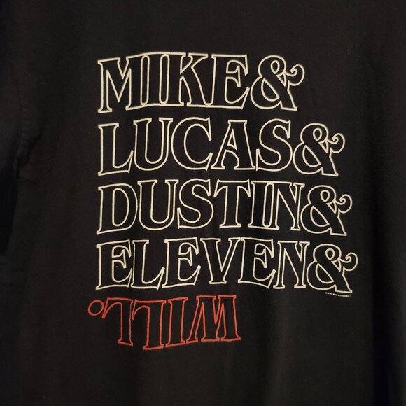 Stranger Things Men’s XL Mike Lucas Dustin Eleven Will Upside Down Graphic Tee - Picture 5 of 5